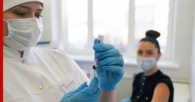 Дмитрий Чернышенко - Россияне смогут записаться на вакцинацию от COVID-19 через госуслуги - profile.ru - Россия