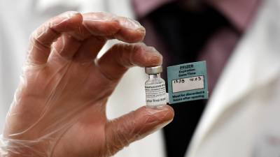В США зафиксировали ещё один случай аллергии на вакцину Pfizer - russian.rt.com - Сша - Нью-Йорк - Нью-Йорк