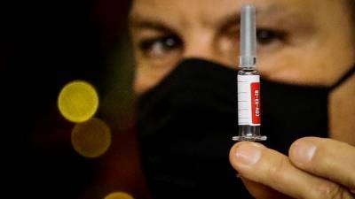 СМИ сообщили о прибытии первой партии китайской вакцины в Турцию - iz.ru - Турция - Израиль - Стамбул