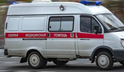 Житель Приморья выпал на ходу из машины скорой помощи и погиб - argumenti.ru - Приморье край