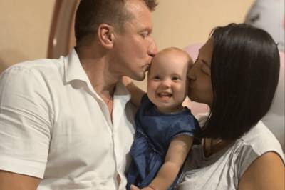 Ребенок задыхался и затухал на глазах: в Броварах родители обвинили медиков в смерти годовалой дочери - newsone.ua - Украина