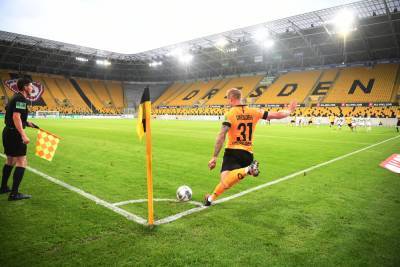 Немецкий клуб продал 72 тысячи билетов на матч при пустых трибунах - sport.bigmir.net - Германия - Гдр