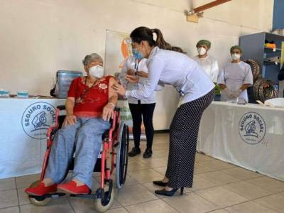 В Коста-Рике стартовала вакцинация от коронавируса - unn.com.ua - Украина - Англия - Киев - Коста Рика