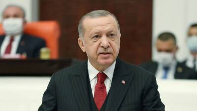 Тайип Эрдоган - Эрдоган подтвердил полный запрет на новогодние программы в отелях Турции - gazeta.ru - Турция
