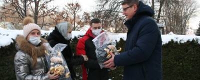 Дети тамбовских медиков, работающих с ковидом, получат новогодние подарки - runews24.ru - Тамбовская обл.