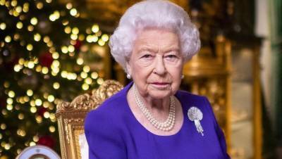 королева Елизавета II (Ii) - принц Филипп - Без сыновей и внуков: Елизавета II показала только фото принца Филиппа в рождественской речи - 24tv.ua