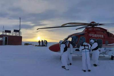 Заболевшего австралийца эвакуировали из Антарктиды с помощью трех стран, ледокола, вертолета и двух самолетов - rtvi.com - Сша - Китай - Австралия - Антарктида