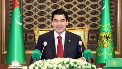 Гурбангулы Бердымухамедов - Президент Туркменистана предложил бороться с коронавирусом с помощью корня солодки - mir24.tv - Туркмения