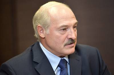 Александр Лукашенко - Лукашенко отказался прививаться от COVID-19 - pnp.ru - Белоруссия - Минск