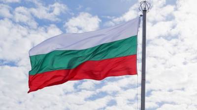 Глава Минздрава Болгарии станет первым жителем страны, привившимся от COVID-19 - riafan.ru - Сша - Болгария - София - Бургас