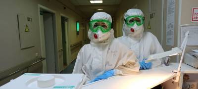 Более 400 медицинских сотрудников, заразившихся коронавирусом на работе, получили страховку - stolicaonego.ru - республика Карелия