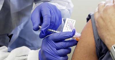 Еврокомиссия заявила о получении вакцины от COVID-19, массовая вакцинация стартует завтра - focus.ua - Евросоюз - деревня Ляйен