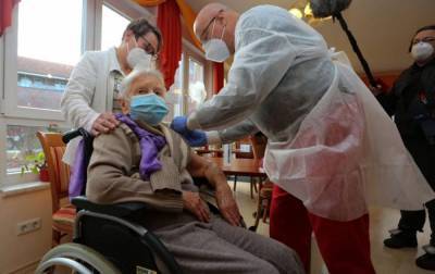 Эдит Квойцалла - Германия начала вакцинацию от коронавируса - rbc.ua - Германия