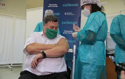 Владимир Крчмери - Третья страна ЕС начала вакцинацию от коронавируса - korrespondent.net - Евросоюз - Словакия