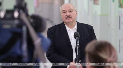 "Это стиль моей работы" - Лукашенко объяснил, почему посещает больницы с коронавирусными пациентами - belta.by - Белоруссия - Минск