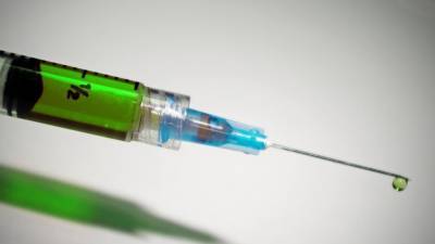 Говард Цукер - Полиция США расследует махинации с поставками вакцины от коронавируса - nation-news.ru - Сша - Нью-Йорк