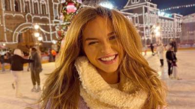 Дмитрий Маликов - «Повезло со снегуркой?» — Стеша Маликова показала, как отмечает Новый год с братом - 5-tv.ru