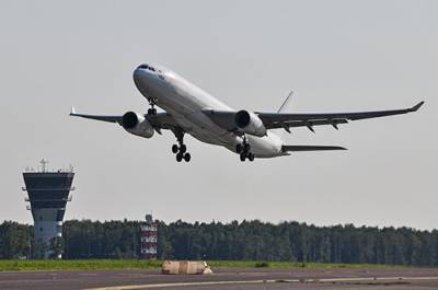 Китай временно приостанавливает авиасообщение с Великобританией - pnp.ru - Англия - Китай