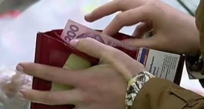 "Проедают" почти половину зарплаты: стало известно, сколько украинцы тратят на еду каждый месяц - ukrainianwall.com - Украина