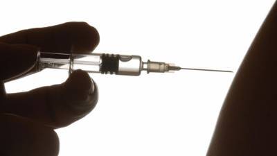 Больше тысячи испорченных вакцин от коронавируса доставили в Баварию - inforeactor.ru - Германия