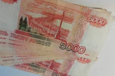 Медики дали оценку опасности наличных денег в качестве новогоднего подарка - versia.ru