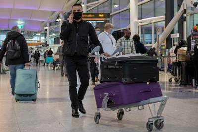 Россия продлила запрет на авиасообщение с Великобританией - lenta.ru - Россия - Англия