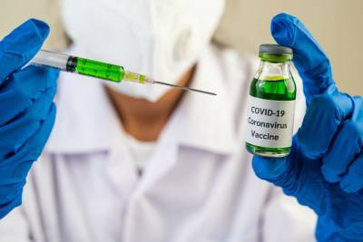 Андрей Сарана - Более 4 тыс человек уже сделали прививки от COVID-19 в Санкт-Петербурге – власти - ivbg.ru - Россия - Санкт-Петербург