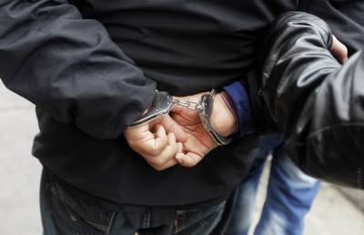 В Запорожье арестовали парня, который ранил полицейского - inform.zp.ua - Запорожье