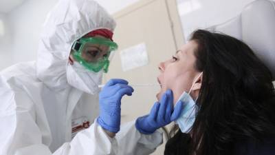 В России за сутки проведено более 290 тысяч тестов на коронавирус - russian.rt.com - Россия