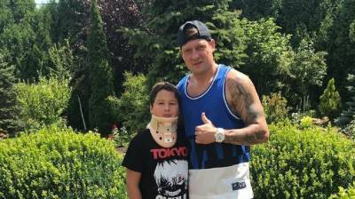 Бил в лоб, нос разбивал: Селезнев рассказал о жестоких методах воспитания сына - 24tv.ua