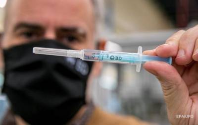 В Испании отказников от COVID-вакцины возьмут на учет - korrespondent.net - Испания - Евросоюз