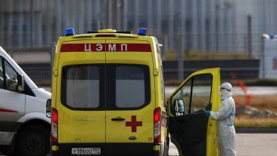В Москве за сутки скончались 72 пациента с коронавирусом - russian.rt.com - Москва