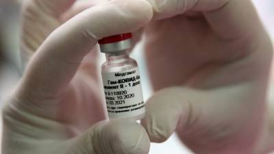 В Москве открывается электронная запись на прививку от коронавируса - 5-tv.ru