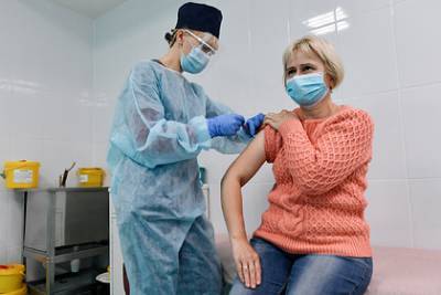 Москвичам пояснили порядок получения прививки от коронавируса - lenta.ru