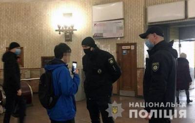 В метро Киева зафиксировали полторы сотни нарушений карантина - korrespondent.net