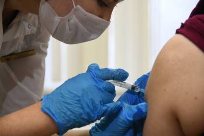 Волгоградцы смогут записаться онлайн на вакцинацию от коронавируса - volg.mk.ru
