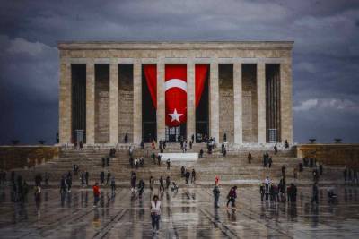 В Турции запретили иностранным туристам гулять по городам в новогоднюю ночь - live24.ru - Турция - Стамбул