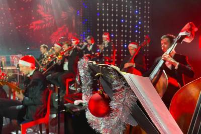 Оркестр «Таврический» приглашает ленинградцев на «Новогодний огонек» - ivbg.ru - Украина