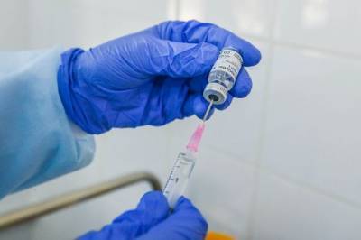 Украина закупила более 1 млн доз китайской вакцины от коронавируса - aif.ru - Украина
