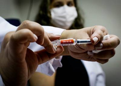 Владимир Зеленский - Украина договорилась о получении 1,8 млн доз китайской вакцины от COVID-19 - m24.ru - Украина - Китай