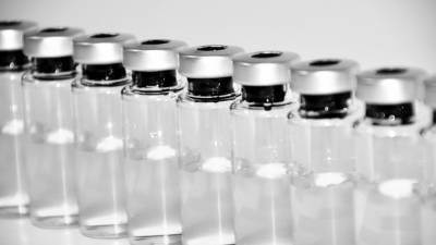 ФМБА получило разрешение на клинические испытания новой вакцины от COVID-19 - inforeactor.ru