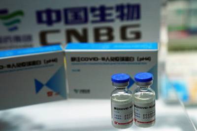 Китай одобрил выход на рынок отечественной вакцины от коронавируса - lenta.ru - Китай