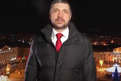 Губернатор поздравил забайкальцев с Новым годом с крыши правительственного здания - chita.ru