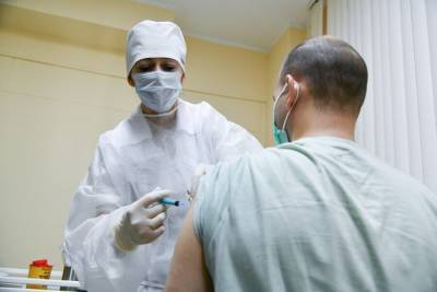 Виктор Фомин - Эксперт рассказал, что надо сделать перед вакцинацией от COVID-19 - m24.ru - Россия