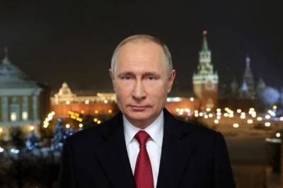 Владимир Путин - Борис Ельцин - Путин выступил с самым своим продолжительным новогодним обращением - aif.ru - Россия