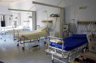 ФМБА увеличило количество коек в ялтинской ковидной больнице - aif.ru - республика Крым