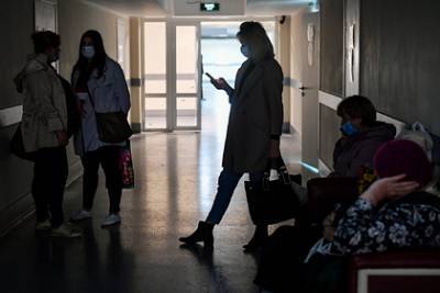 В Минске поликлиники из-за коронавируса прекратят плановый прием пациентов - lenta.ru - Белоруссия - Минск