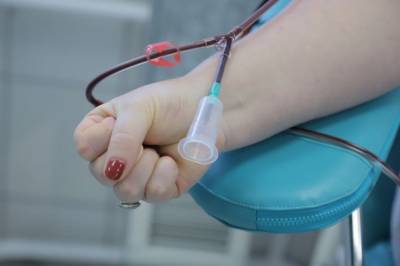 Переболевшие коронавирусом томичи сдали более 60 литров плазмы крови - tv2.today