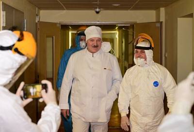 Александр Лукашенко - Коронопсихоз улетучился? Лукашенко признал, что ситуация с COVID-19 непростая - naviny.by - Белоруссия - Витебск