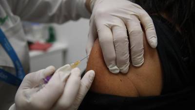 Майкл Райан - В ВОЗ рассказали о сроке действия вакцины от коронавируса - iz.ru - Женева - Израиль